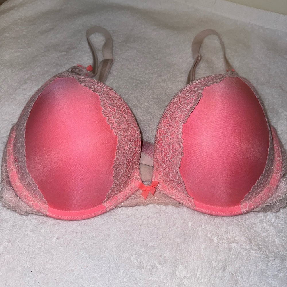 Victoria's Secret Pink Lace Bra